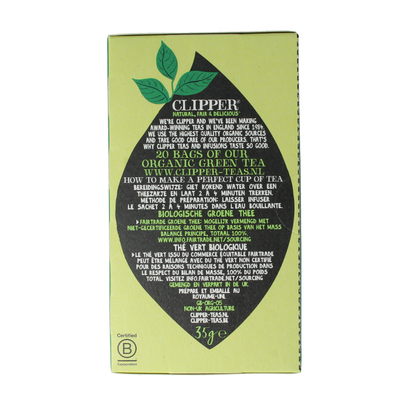 Box of Clipper Green Tea bio with 20 tea bags, featuring natural green tea leaves on the packaging.