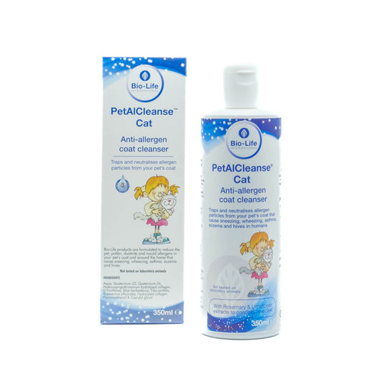 Biolife Petalcleanse cat care product in a 350ml bottle, designed for pet grooming and hygiene.