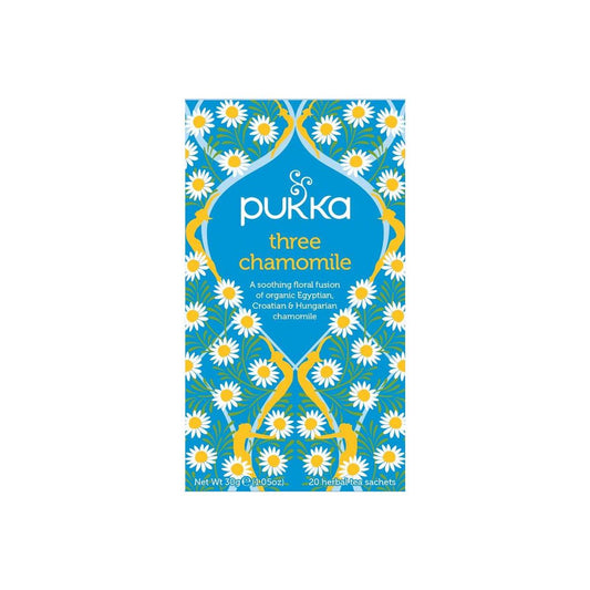Pukka Three Chamomile bio tea bags box showing 20 tea sachets with chamomile flowers on the packaging.