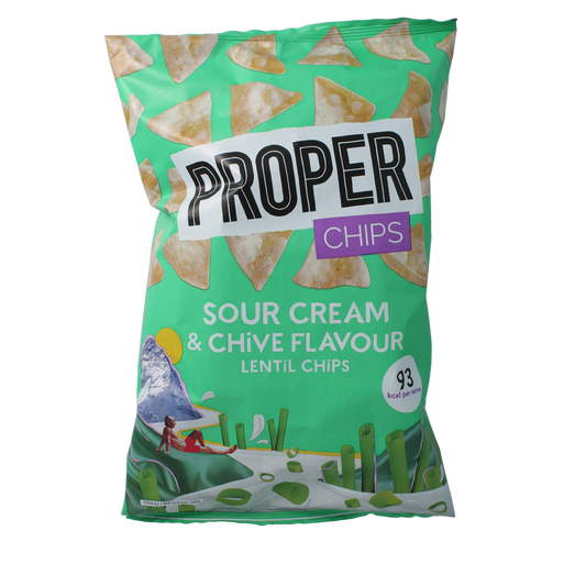 Proper Chips sour cream & chive flavor chips and zoutjes in 85g package, featuring crispy chips with creamy and savory toppings.