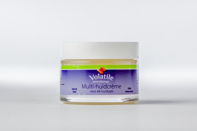 Volatile Multi huidcreme in 50ml jar, moisturizing body care product with a white cream texture, suitable for nourishing skin.