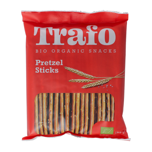 Trafo Bio Pretzel Sticks 100g, crunchy chips and zoutjes snack with whole grain pretzels in a clear package.