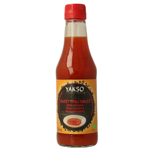Yakso organic sweet chili sauce bottle, 240ml, with red and orange label, showcasing the sauzen en smaakmakers product.