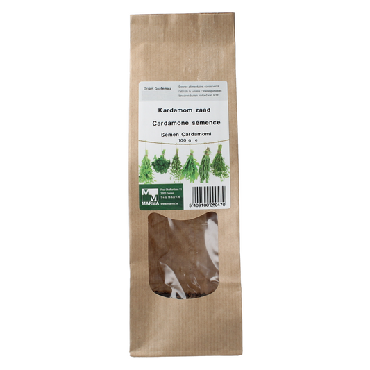 Marma Kardemom zaad 100g in a clear container, showcasing aromatic green cardamom seeds used in spices and cooking.