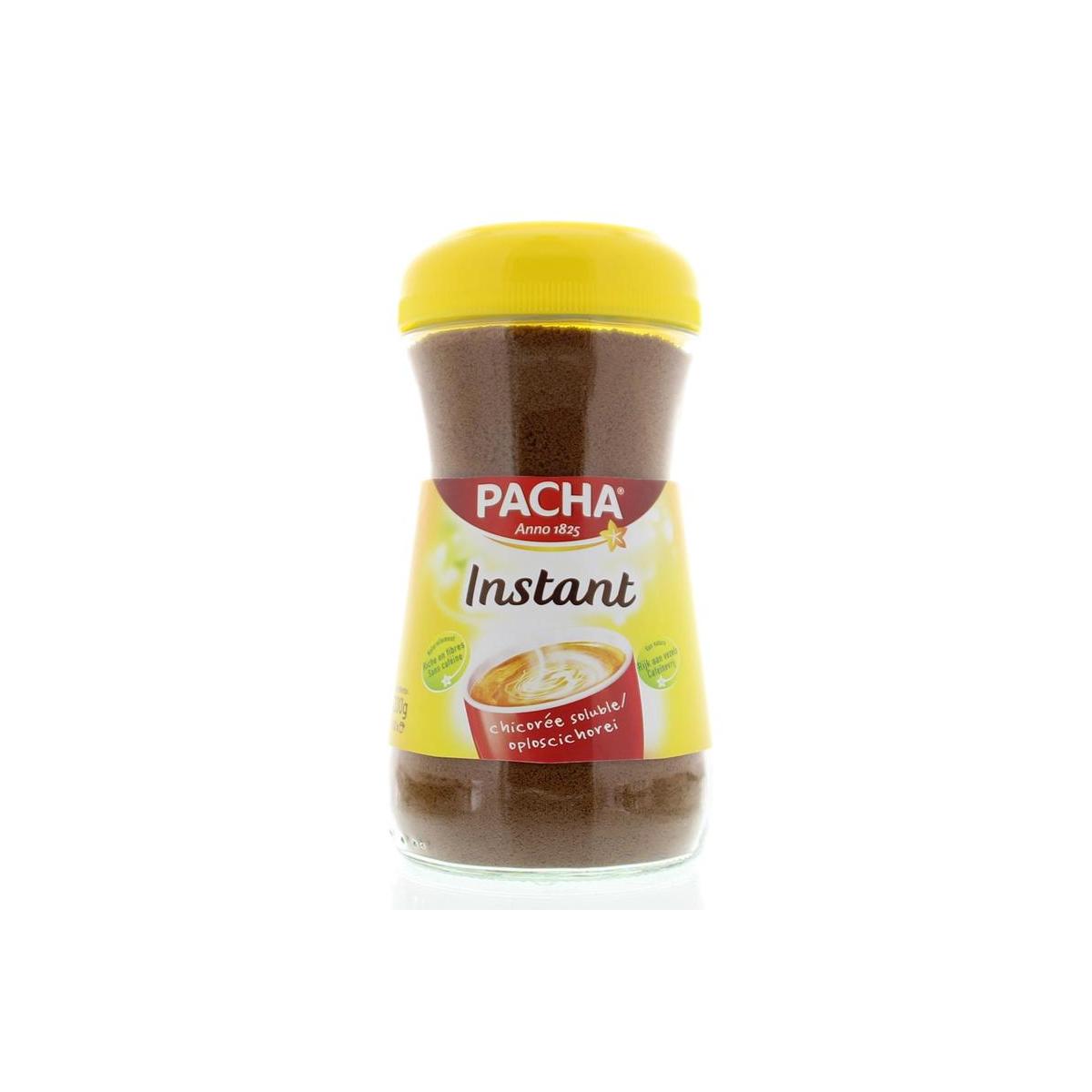 Pacha Pacha Instant Bruin Koffie in 200g jar, showing the brown coffee powder with label and branding.