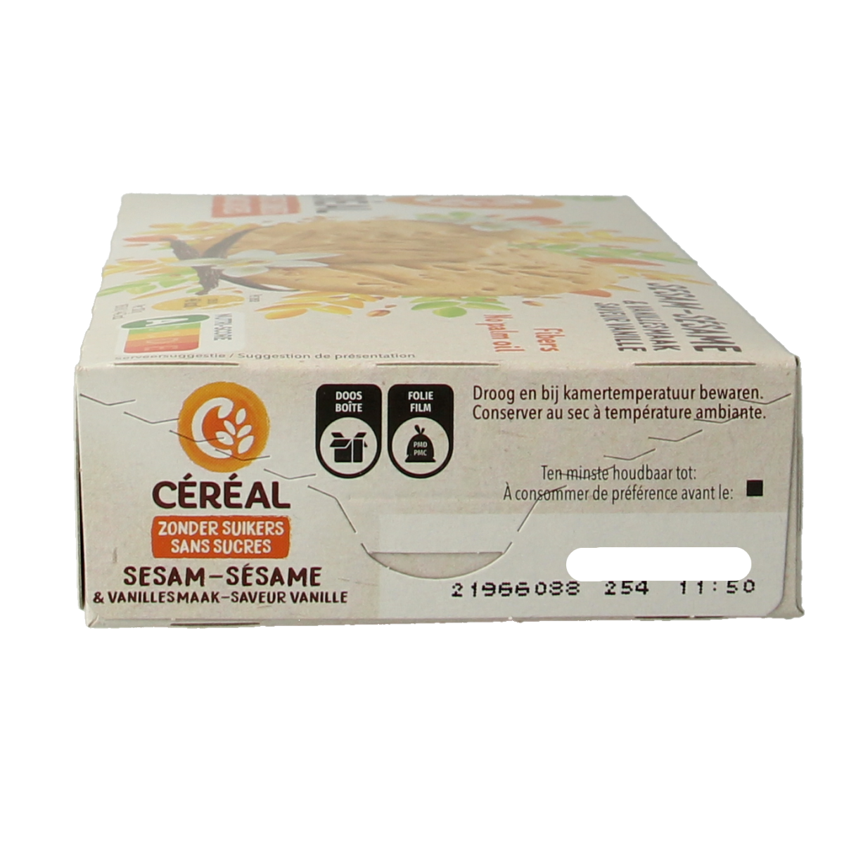 Cereal brand vanilla sesame koek, 132g, featuring crispy cookies with sesame seeds and vanilla flavor in a close-up image.