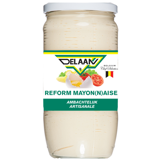 Delaan Mayonnaise reform Groot 710g jar, a creamy sauce in a plastic container, part of Sauzen en Smaakmakers product line.