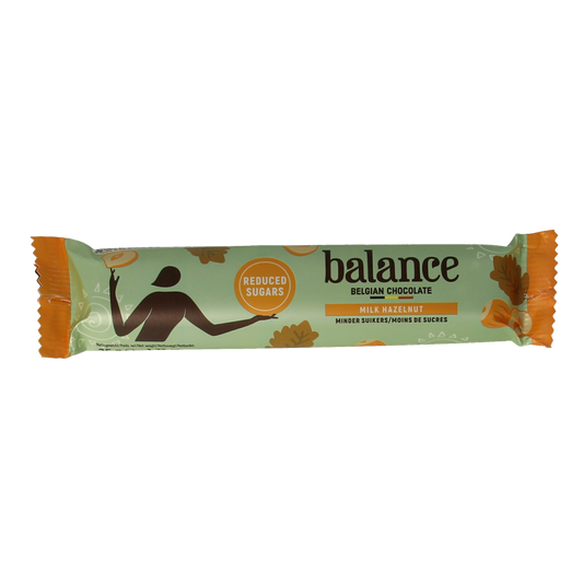 Balance Choco Stevia Reep with Milk and Hazelnuts, 35g, showing a chocolate bar with hazelnuts and smooth milk chocolate.