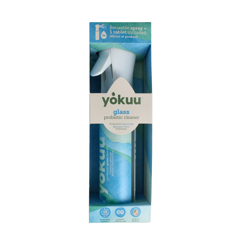 Yokuu Glasreiniger startkit with cleaning spray bottle and cloth, ideal for streak-free glass and window cleaning.