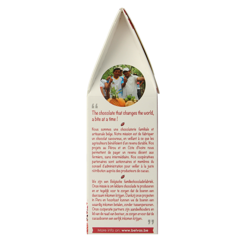 Belvas Choco Hart hazelnut praline organic chocolate bar, 100 grams, with hazelnuts and rich chocolate coating.