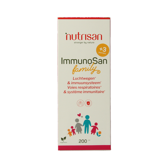 Nutrisan Immunosan familie herbal supplement bottle with 200ml liquid herbal preparation, natural ingredients, and label details.