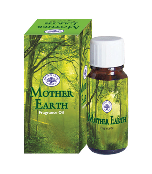 Green Tree Geurolie Mother Earth essential oil bottle, 10ml, with green and earthy label, ideal for aromatherapy and relaxation.
