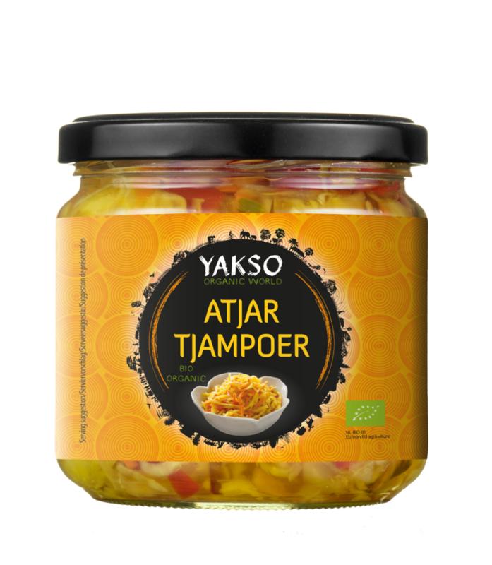 Yakso Atjar Tjampoer bio sauce jar showing the label and lid, 330 grams, in a clear glass jar with colorful label.