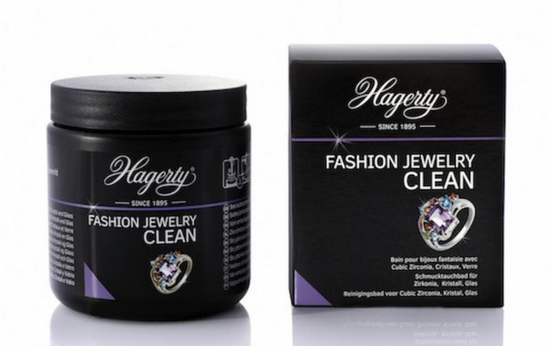 Hagerty Fashion jewelry cleaner in a 170ml bottle, designed for removing tarnish and restoring shine on jewelry items.