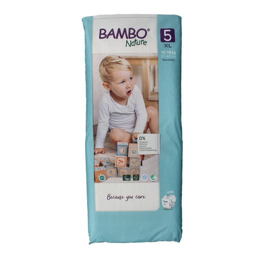 Bambo Babyluier junior size 5 diapers for children 12-18 kg, pack of 44, with soft absorbent material and secure fit.