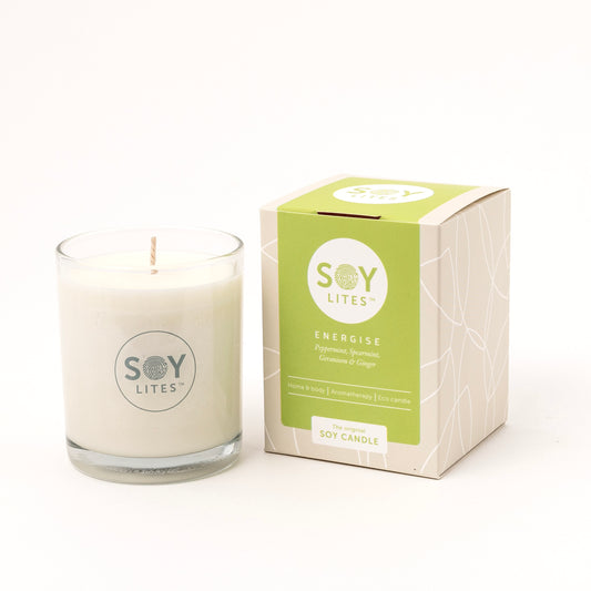 Soylites energizing soy candle in 70ml glass jar, natural wax with a fresh citrus scent, suitable for relaxation and ambiance.