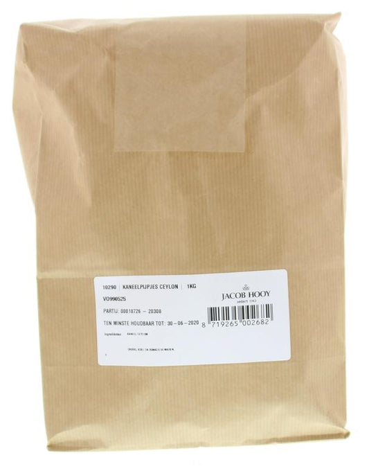 Jar of Jacob Hooy Ceylon cinnamon sticks, 1kg, traditional spice for baking and cooking, in clear view with label visible.