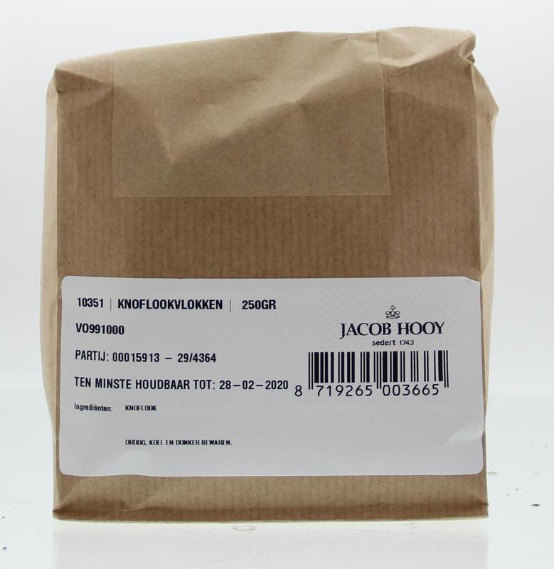 Jacob Hooy garlic flakes in a 250g package, used as seasoning in herbs, spices, and meal mixes.