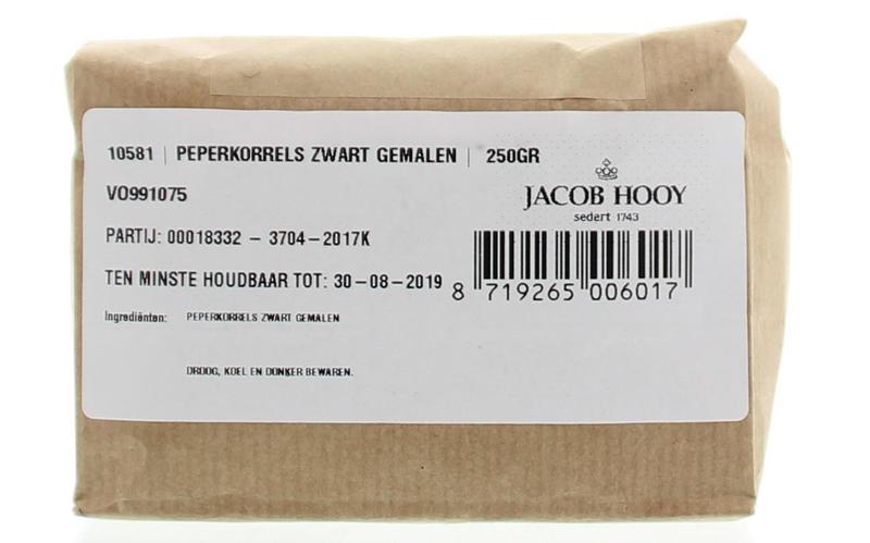 Ground black pepper in a jar from Jacob Hooy, 250 grams, part of herbal and seasoning products.