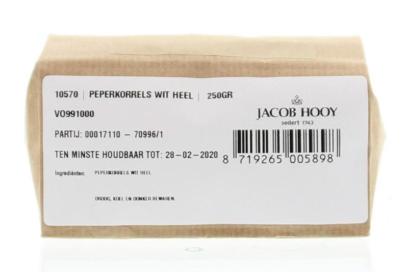 Jacob Hooy white peppercorns in a 250g package, fresh and whole, ideal for seasoning and cooking in the kitchen.