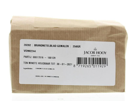 Grounded stinging nettle herb from Jacob Hooy in a 250g package, ideal for herbal remedies and cooking.