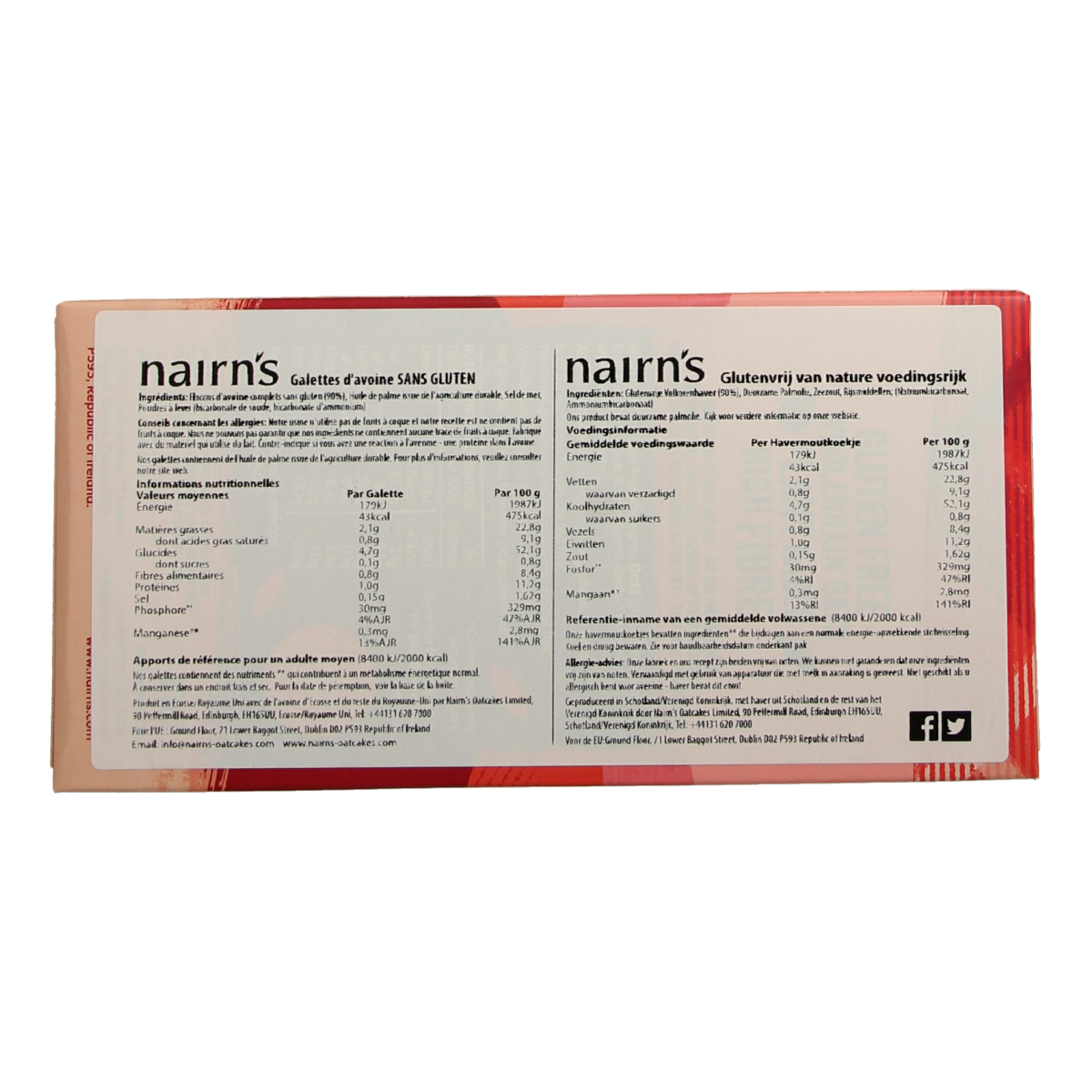 Nairns oatcakes koeken in a 213g package, crispy whole grain Scottish oat biscuits on a white background.
