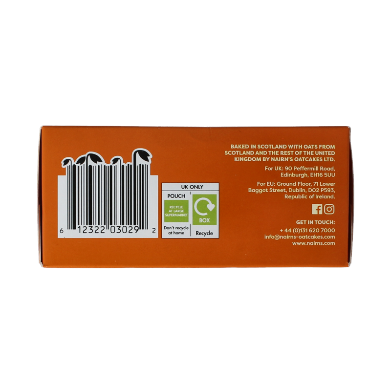 Nairns crunchy oat bars honey gluten-free, 160g, featuring golden oat flakes and honey drizzle in a pack of coo