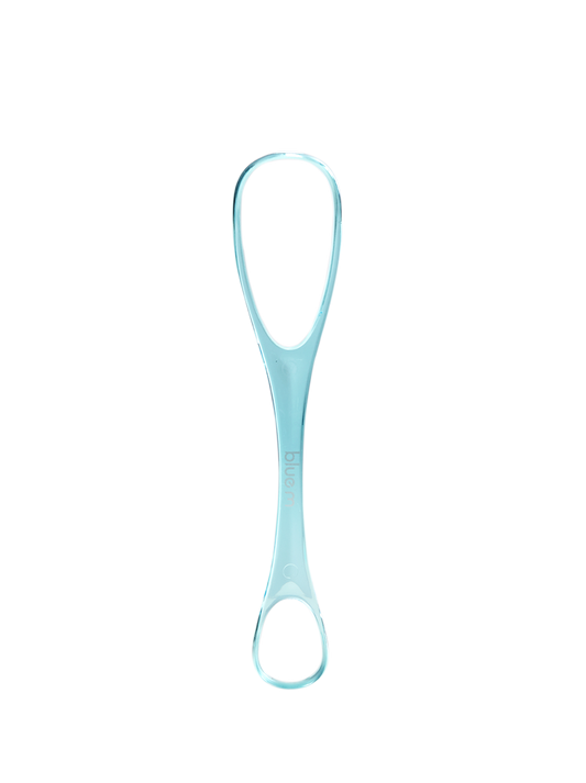 Bluem Tongschraper for oral hygiene and brushing control, 1 piece, shown with close-up of the toothbrush in hand.