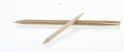 Malteser Beukenhout manicure and pedicure sticks, 12cm, K18-3/49, set of 3, wooden grooming tools for nails and skin.