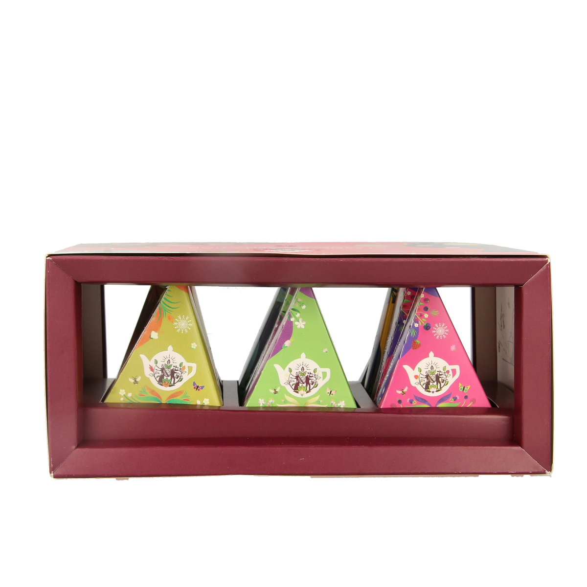 English Tea Shop Classic organic tea collection, 12 tea bags, showcasing the packaging and tea leaves.