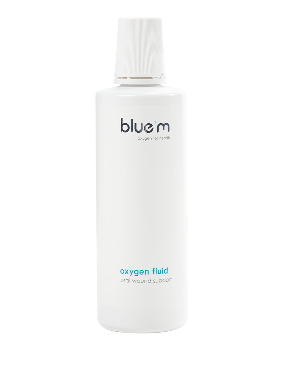 Bluem Neutraal oxygen fluid mouthwash in a 500ml bottle, neutral mouth rinse for fresh breath and oral hygiene.