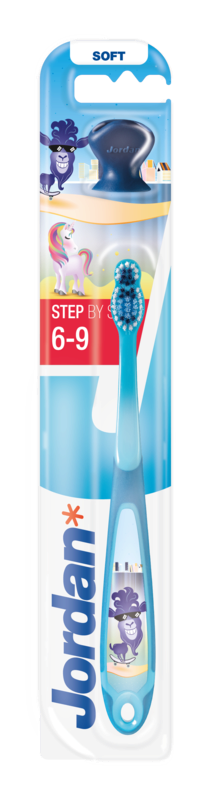 Jordan Tandenborstel step by step 6-9, children's toothbrush, showing colorful handle and soft bristles for young kids.