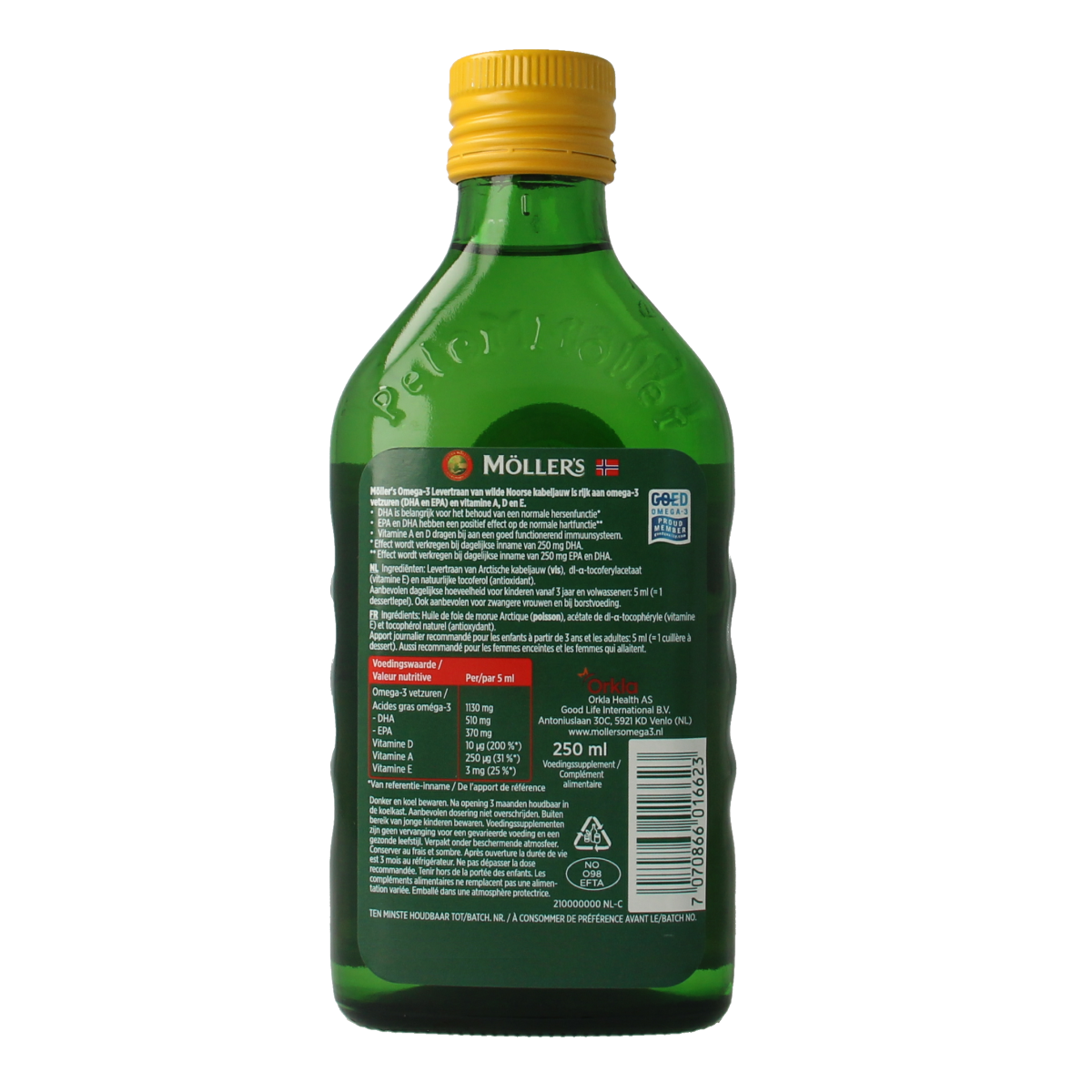 Mollers Omega-3 natural fish oil bottle, 250ml, Vetzuren supplement with clear label and cap on a white background.