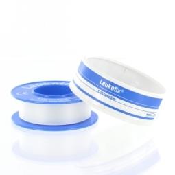 Leukofix adhesive bandage 5m x 1.25cm, sterile medical tape for wound care, shown in packaging.