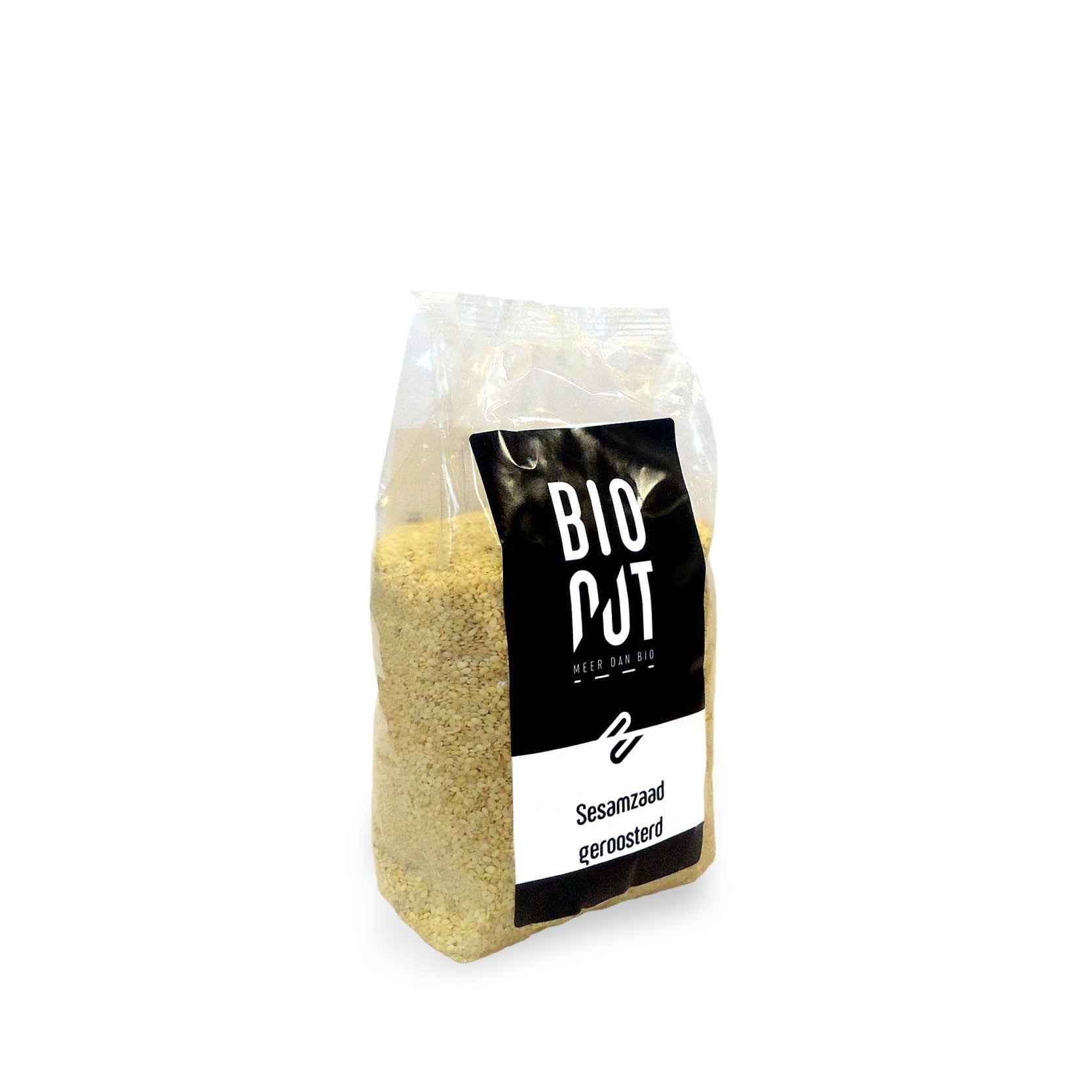 Bionut roasted organic sesame seeds in a 475g package, raw superfood with toasted golden-brown seeds on a white background.