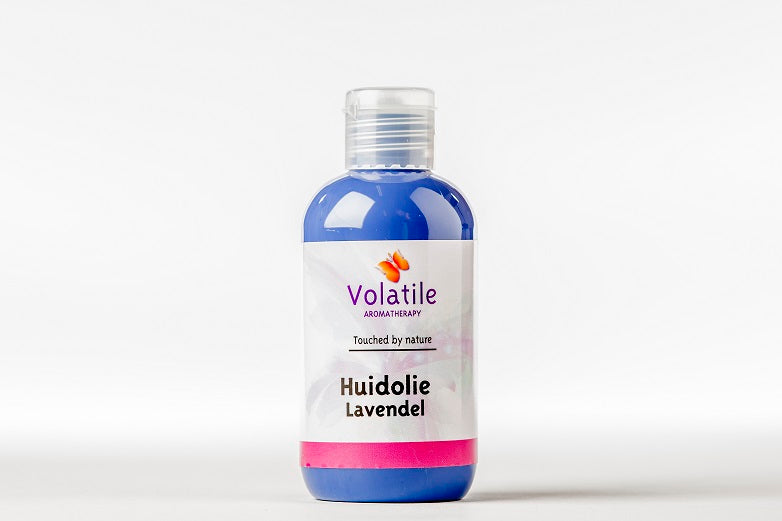 Volatile Lavendel huidolie in 100ml bottle, natural body care product with lavender scent, shown in a clear glass bottle.
