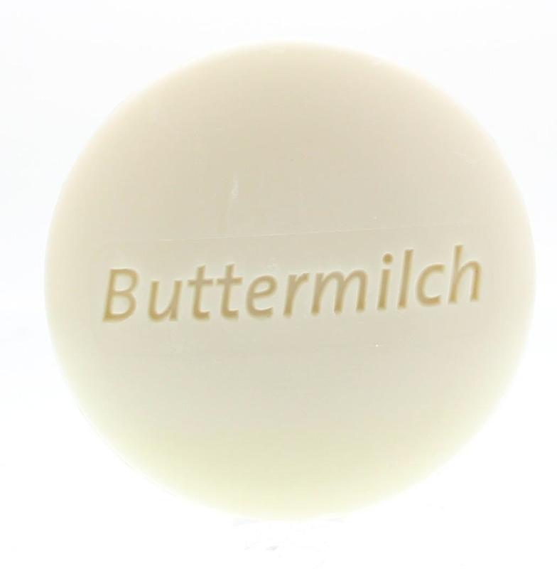 Walter Rau Badzeep karnemelk soap bar, 225g, showing a white soap with Walter Rau branding and packaging.