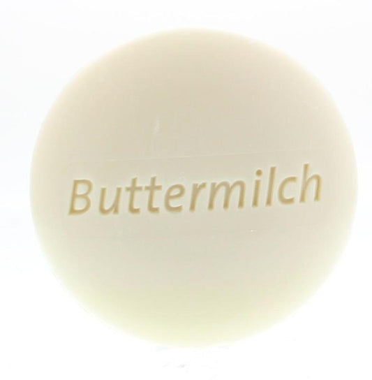 Walter Rau Badzeep karnemelk soap bar, 225g, showing a white soap with Walter Rau branding and packaging.