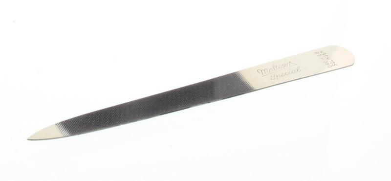 Malteser 10cm nickel nail file for manicure and pedicure, displayed on a white background with 1 piece in view.