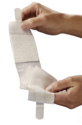 Heka snelverband nr. 1 4x6 cm met hechtpleister, steriel eerste hulpverband voor snelle wondbedekking.