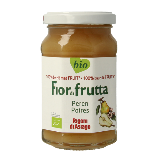 Fiordifrutta Perenjam bio spread on bread, showcasing a jar of organic pear fruit spread by Fiordifrutta.