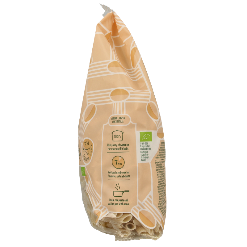 Bioidea Penne pasta made from organic ingredients, 500 grams, showcasing the pasta's shape and packaging.