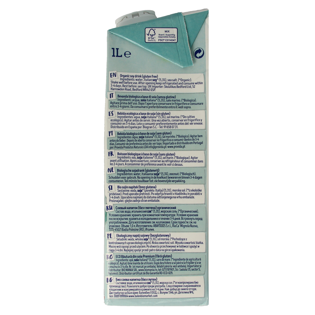 Isola Bio Barista soy bio, 1-liter plant-based drink, shown in a carton with a straw and fresh soybeans in the background.