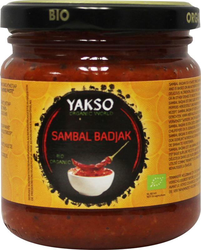 Yakso Sambal Badjak bio sauce in 200g jar, showcasing a vibrant spicy Indonesian condiment for cooking and flavoring.