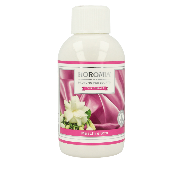 Horomia Wasparfum muschi e loto 250ml bottle of laundry fragrance with musky and lotus scent for fresh laundry.