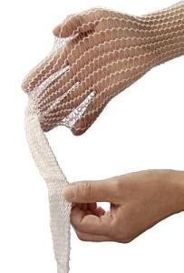 Elastic Hekanet net bandage size 4 for head, knee, or upper arm, shown in a medical first aid setting.
