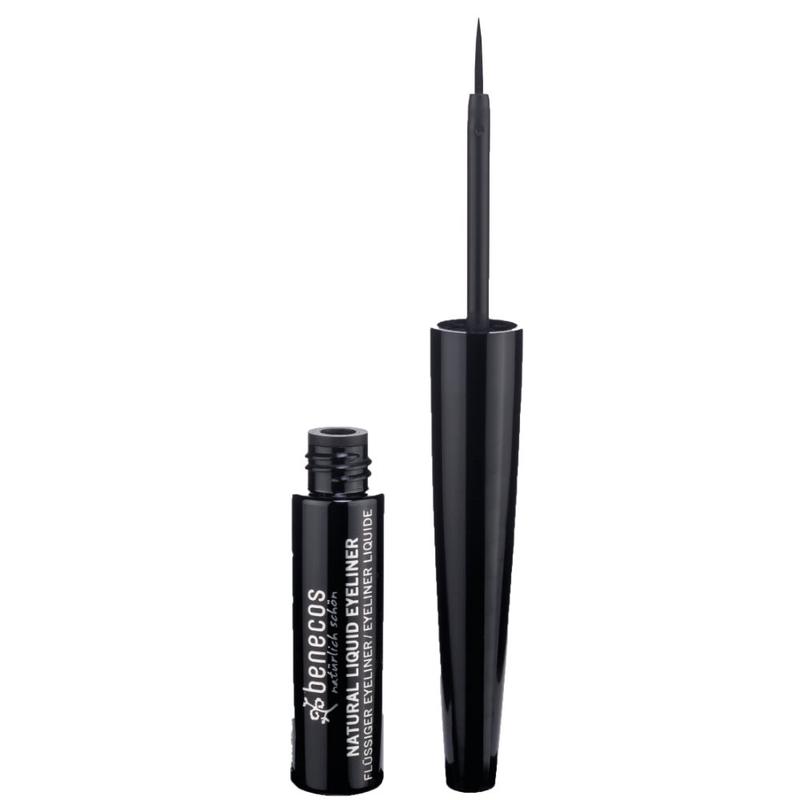 Benecos Natural Beauty liquid eyeliner in black, 3ml, with precise applicator for defining eyes in make-up looks.