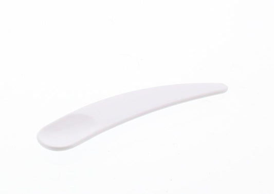 Set of 10 Ginkel's mini plastic spatels for facial care, ideal for skincare product application and beauty routines.