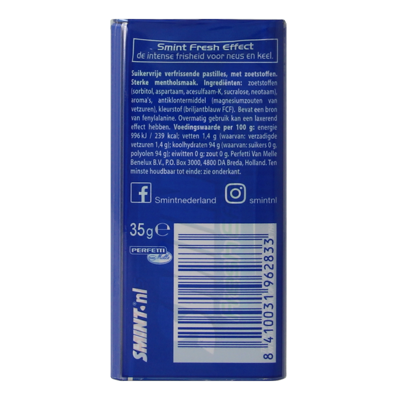Smint Fresh Effect strong menthol candies in a package of 50 pieces, showing bright blue packaging and candies.