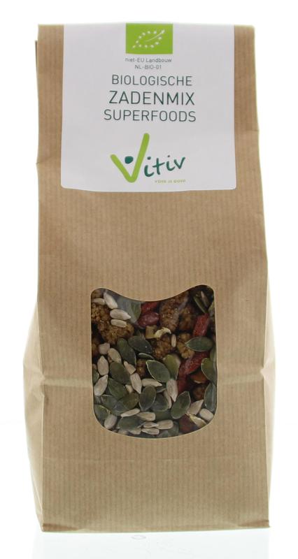 Vitiv Zadenmix superfoods bio 500g, raw organic seed mix with various colorful seeds and grains on a white background.